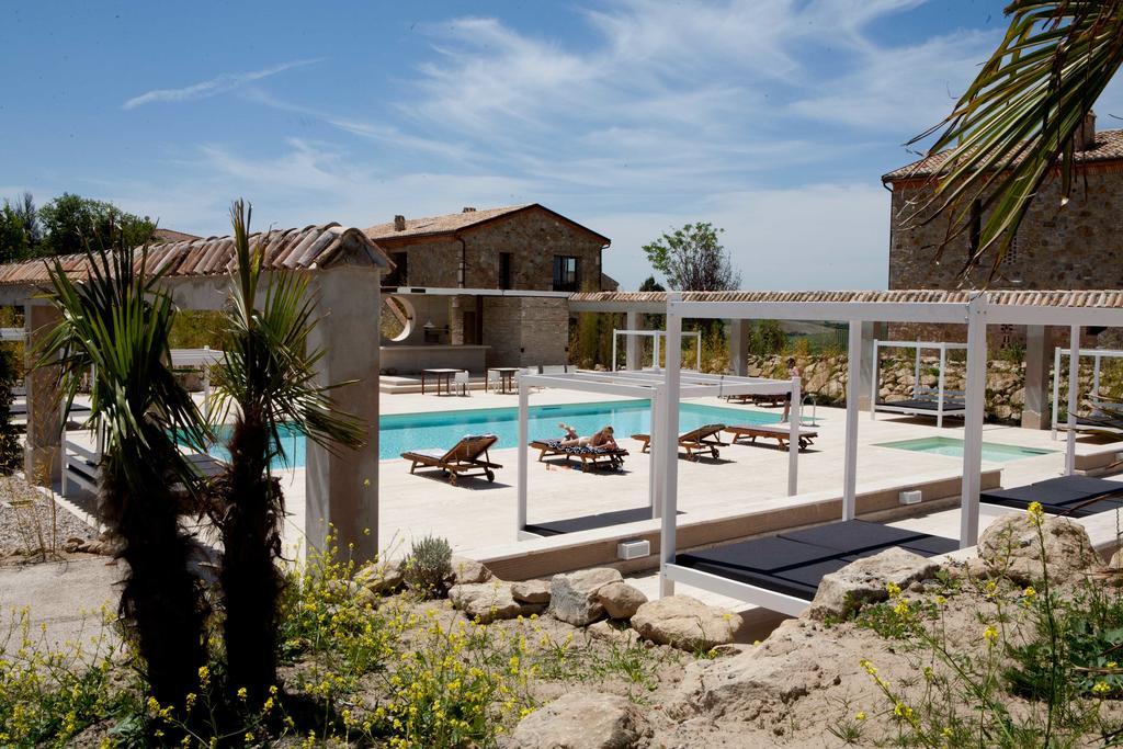 Tuscany Forever Famiglia Apartments Volterra Exterior photo
