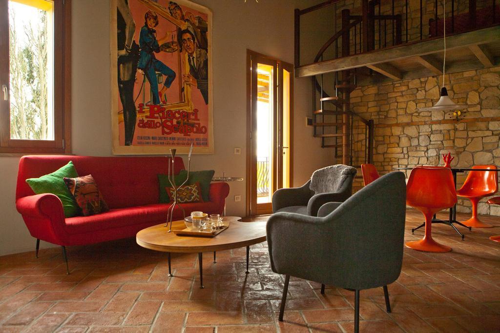Tuscany Forever Famiglia Apartments Volterra Exterior photo