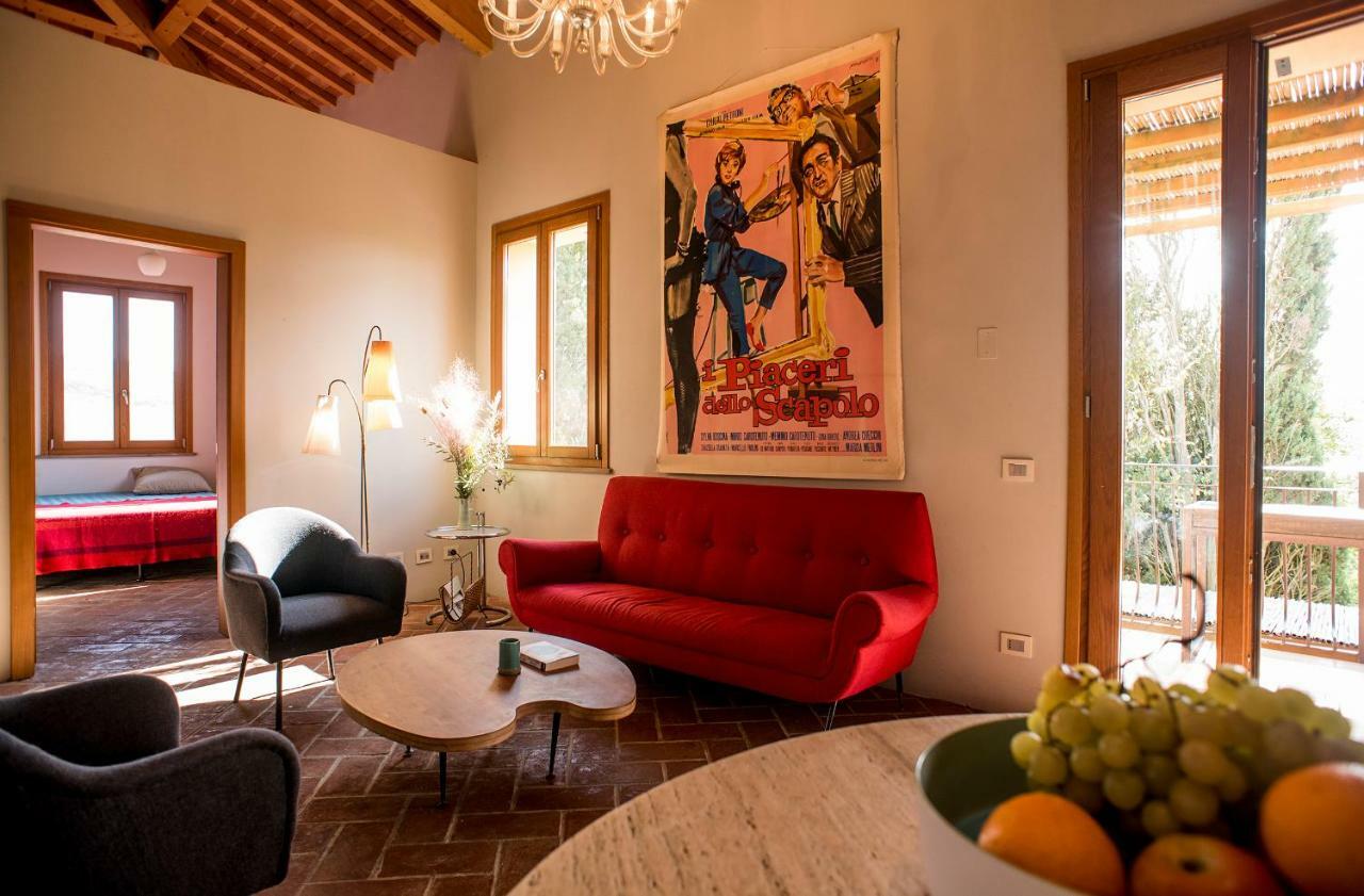 Tuscany Forever Famiglia Apartments Volterra Exterior photo