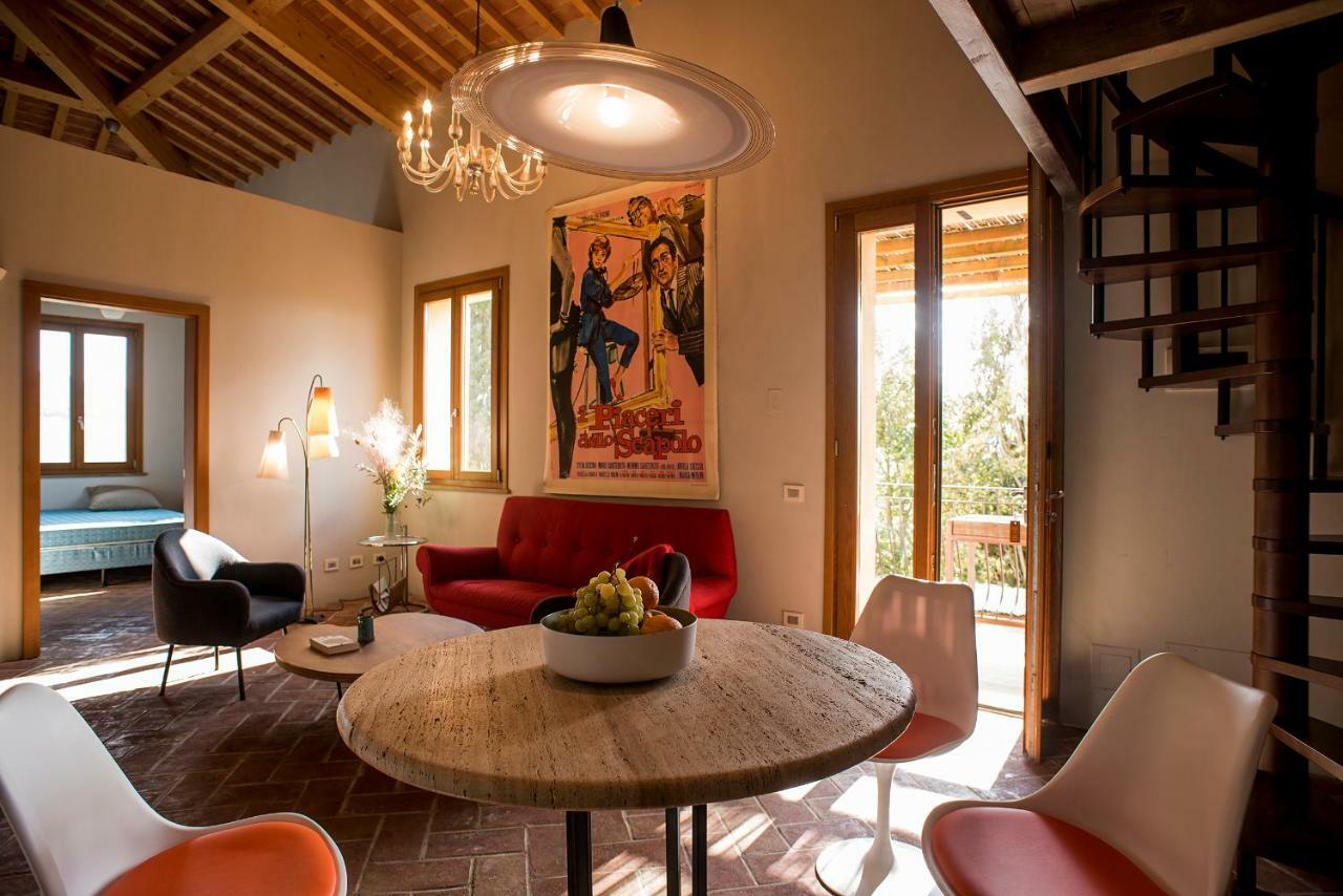 Tuscany Forever Famiglia Apartments Volterra Exterior photo